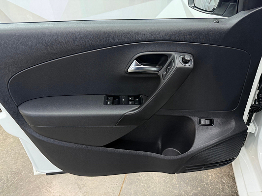 Volkswagen Polo Life, 2017 года, пробег 94557 км