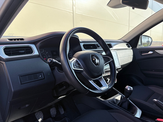 Renault Arkana Drive, 2021 года, пробег 75000 км