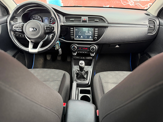 Kia Rio Prestige AV, 2018 года, пробег 89700 км