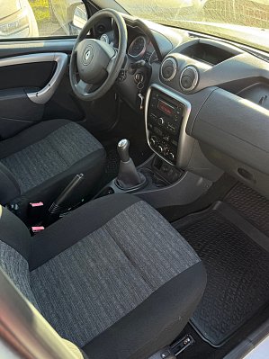 Renault Duster Expression, 2013 года, пробег 278501 км