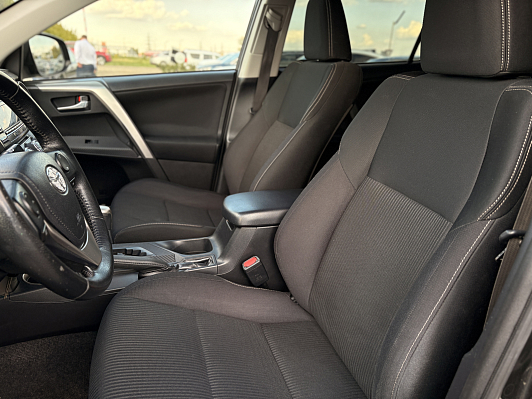 Toyota RAV4, 2013 года, пробег 135138 км
