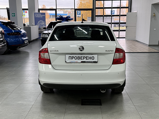 Skoda Rapid Active, 2016 года, пробег 194061 км