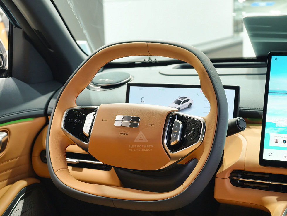 Geely EX5 EM-i Max, черный