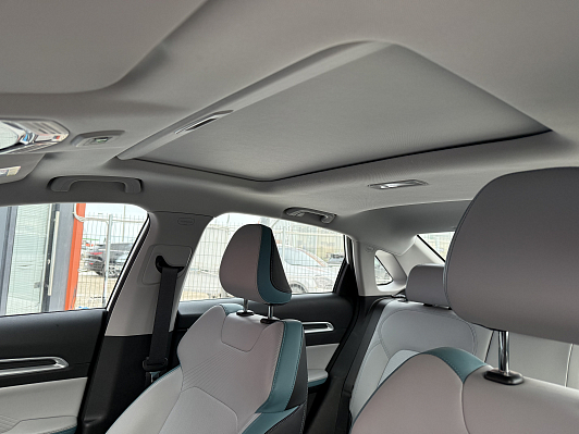 Geely Emgrand Flagship, 2023 года, пробег 20600 км