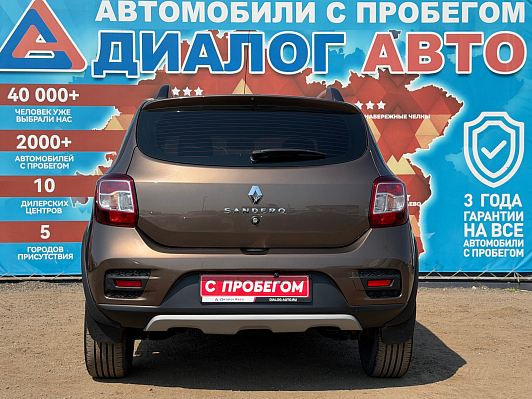 Renault Sandero Stepway Life, 2020 года, пробег 81000 км