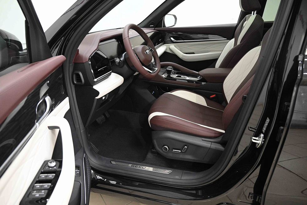 Geely Monjaro Exclusive (2023-2025), черный