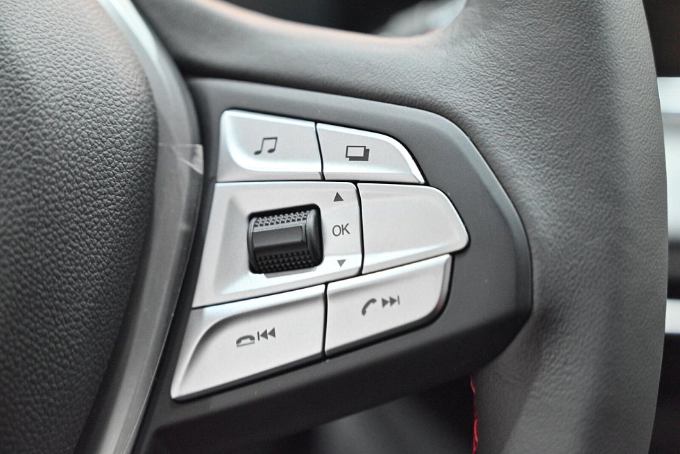 Changan Eado Plus Техно, белый