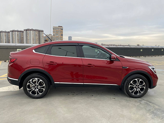 Renault Arkana Style TCe 150, 2019 года, пробег 42200 км