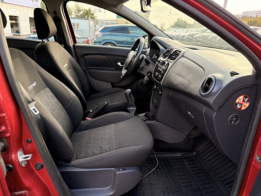 Renault Sandero Confort, 2016 года, пробег 146000 км