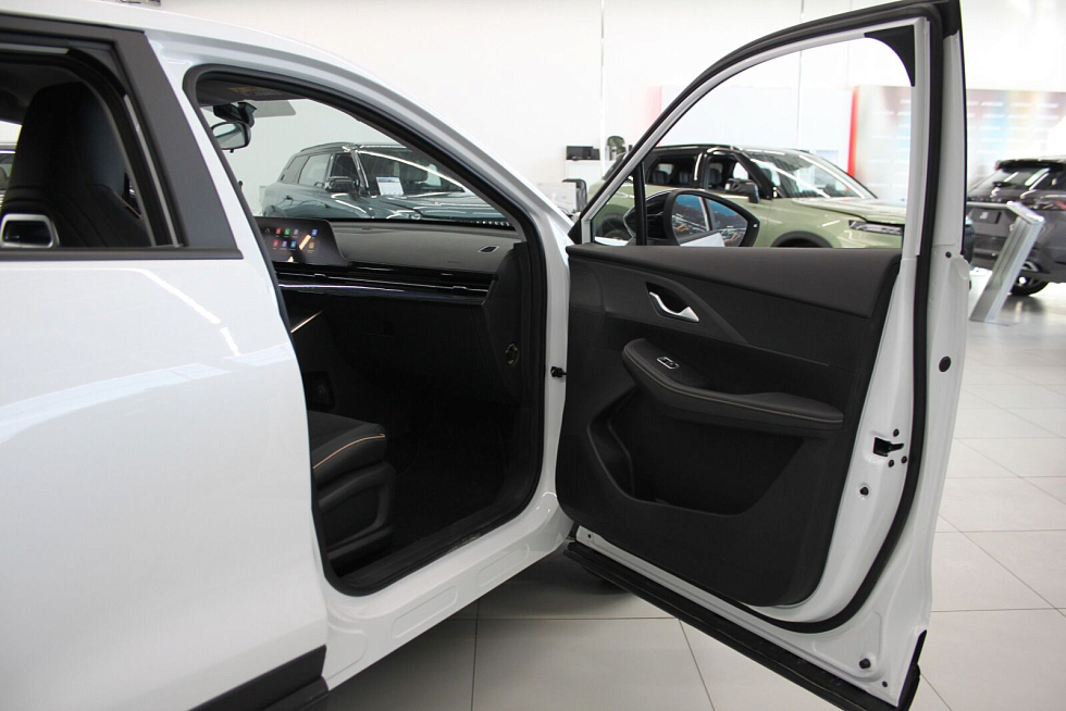 Omoda C5 Drive, белый