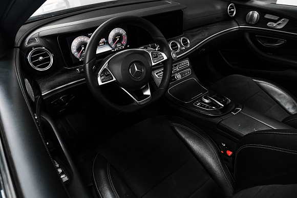 Mercedes-Benz E-Класс E 200 4MATIC Sport Plus, 2017 года, пробег 206334 км