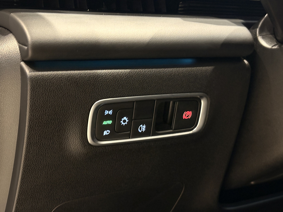 Omoda C7 Актив, белый