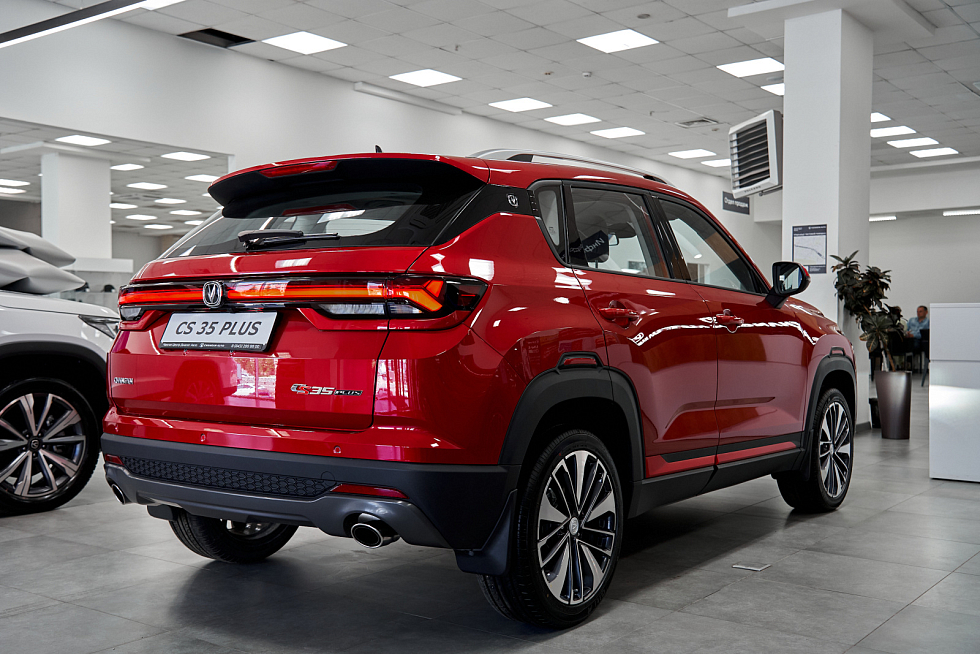 Changan CS35 Plus Tech, серебряный