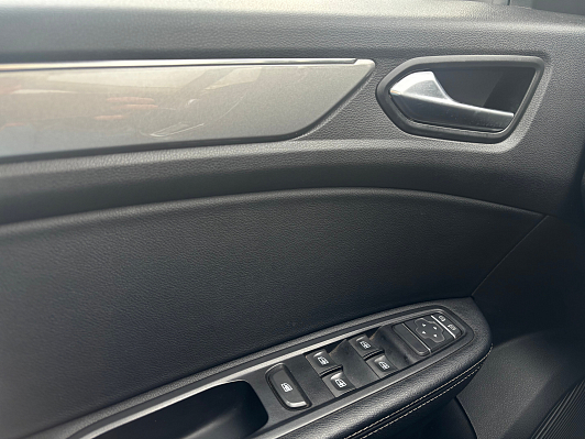 Renault Arkana Drive TCe 150, 2019 года, пробег 57865 км