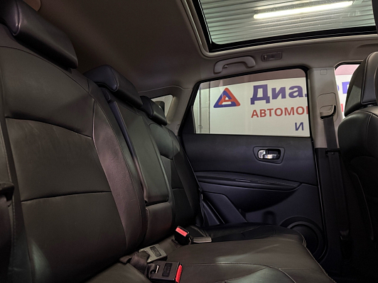 Nissan Qashqai LE+, 2012 года, пробег 222625 км