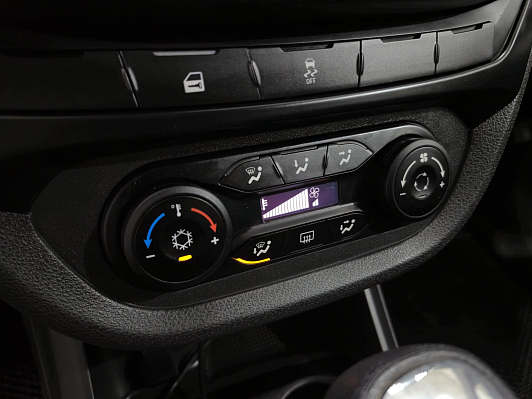 Lada (ВАЗ) Vesta Comfort, 2022 года, пробег 47465 км