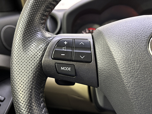 Toyota RAV4, 2012 года, пробег 124231 км