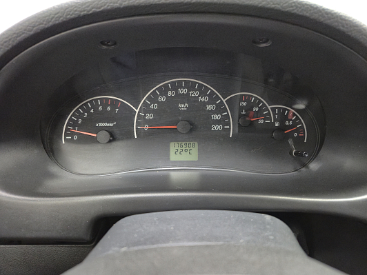 Lada (ВАЗ) Priora Норма, 2012 года, пробег 176904 км