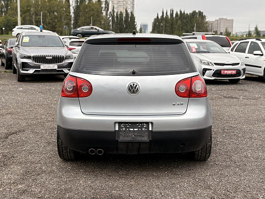 Volkswagen Golf, 2006 года, пробег 129000 км