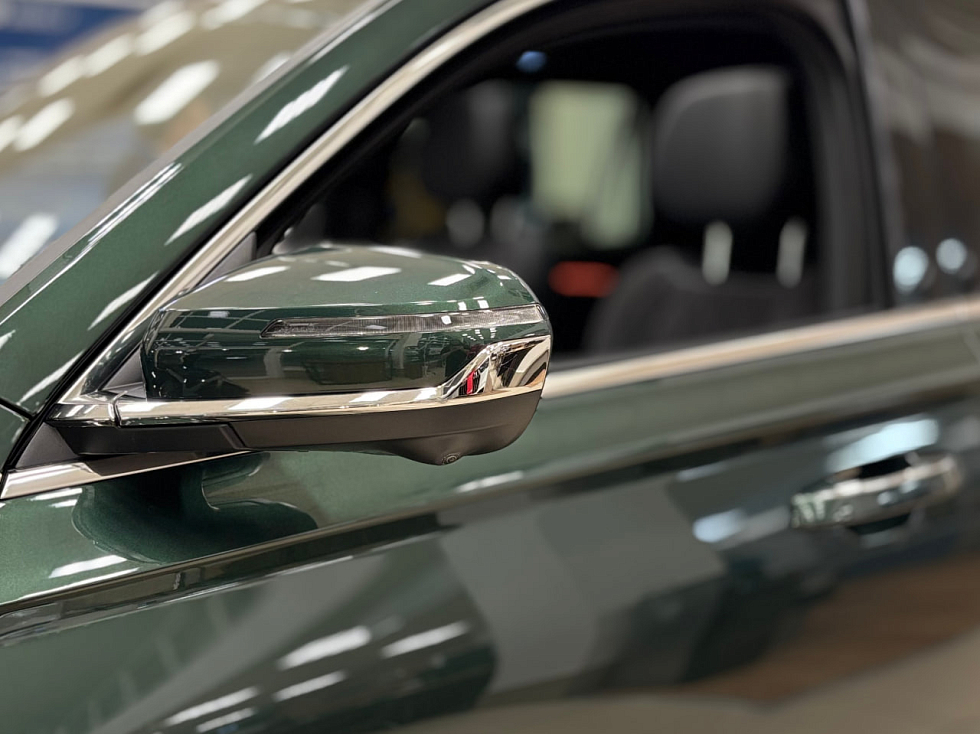 Geely Monjaro Flagship SE, зеленый