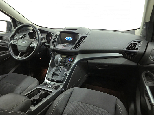 Ford Kuga Trend Plus (2017), 2018 года, пробег 107260 км