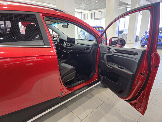 JAC JS3 Luxury, красный