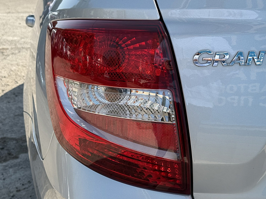 Lada (ВАЗ) Granta Luxe, 2018 года, пробег 94000 км
