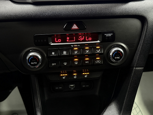 Kia Sportage Luxe+, 2021 года, пробег 94120 км