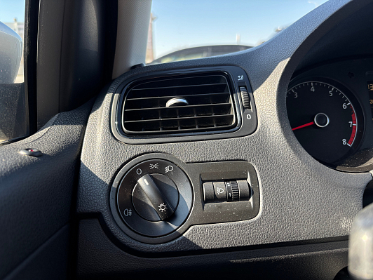 Volkswagen Polo Trendline, 2017 года, пробег 53000 км