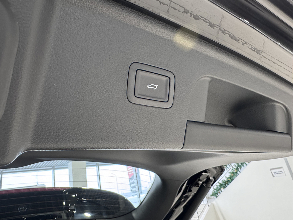 Hongqi HS3 Комфорт (Comfort), черный