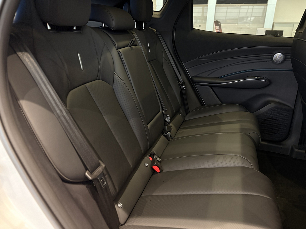 Omoda C7 Драйв, белый