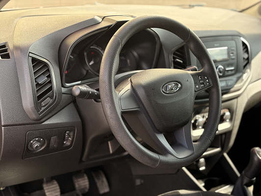 Lada (ВАЗ) XRAY Comfort, 2018 года, пробег 56908 км