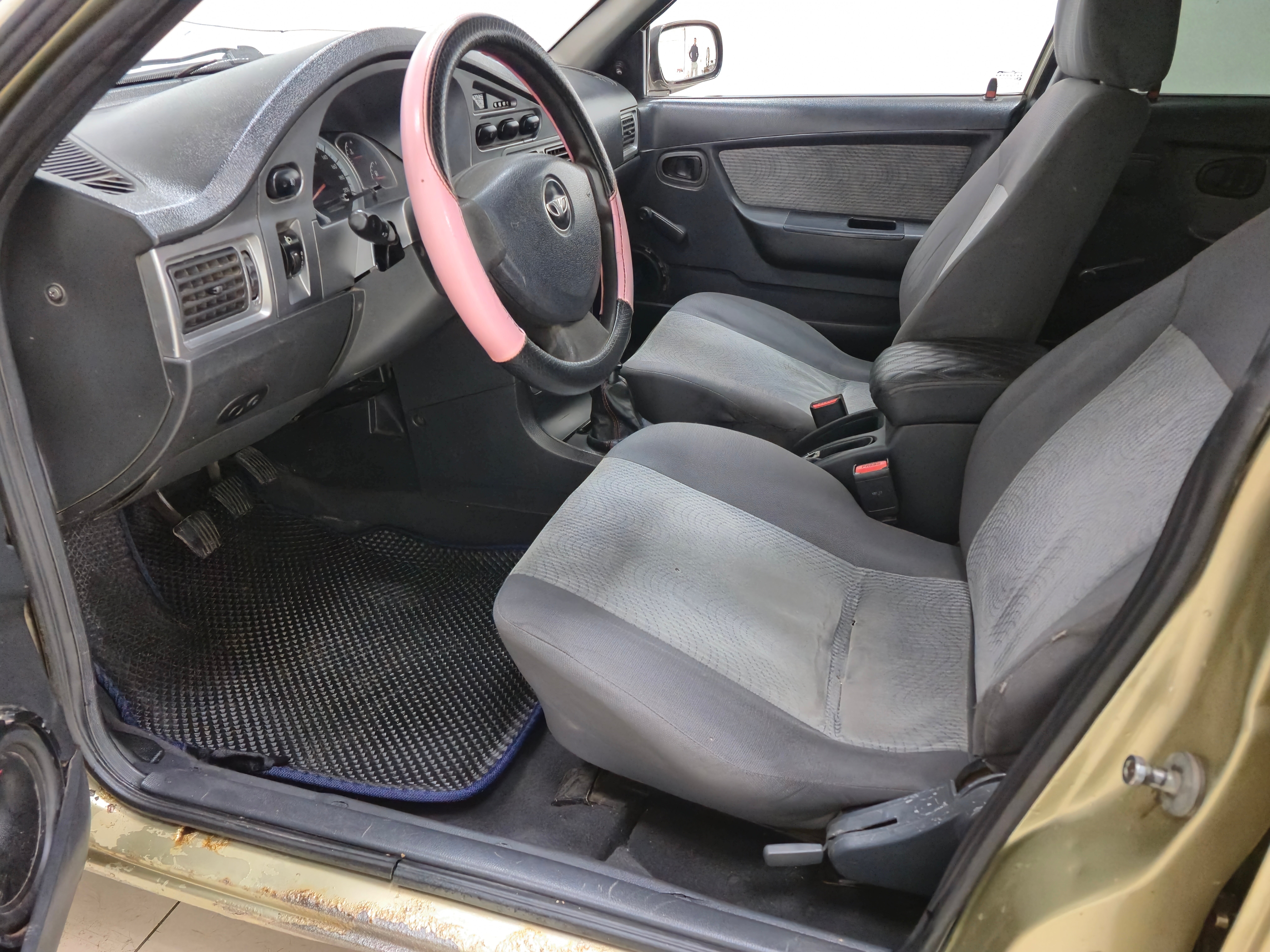 Daewoo Nexia Базовая, 2011 года, пробег 268000 км