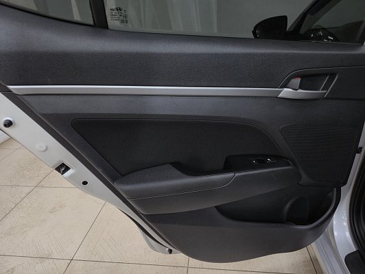 Hyundai Elantra Family, 2018 года, пробег 118061 км