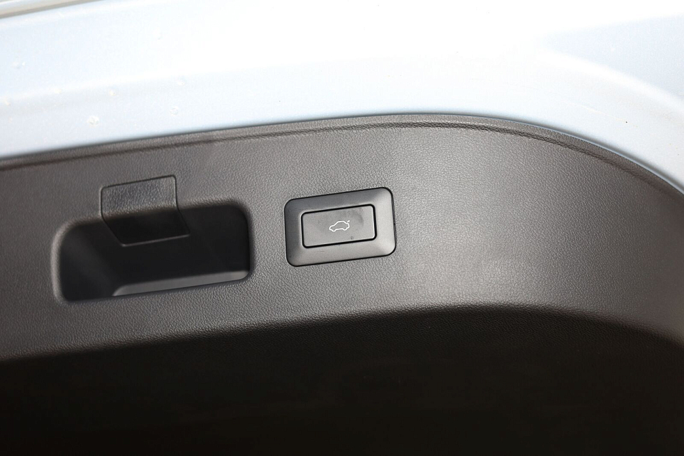 Omoda C7 Supreme, серебряный