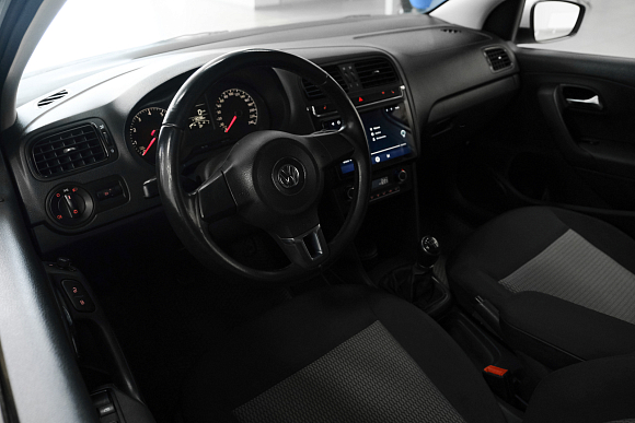Volkswagen Polo, 2015 года, пробег 113000 км