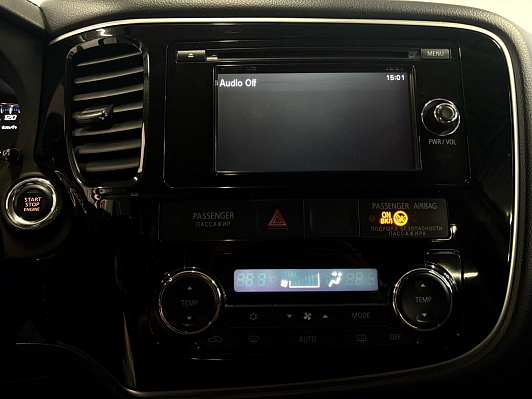 Mitsubishi Outlander Ultimate, 2015 года, пробег 169911 км
