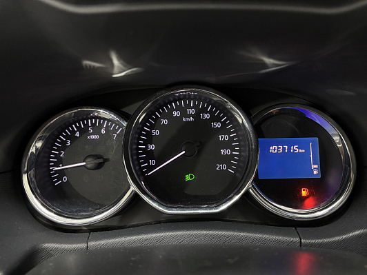 Nissan Terrano Elegance, 2017 года, пробег 104000 км