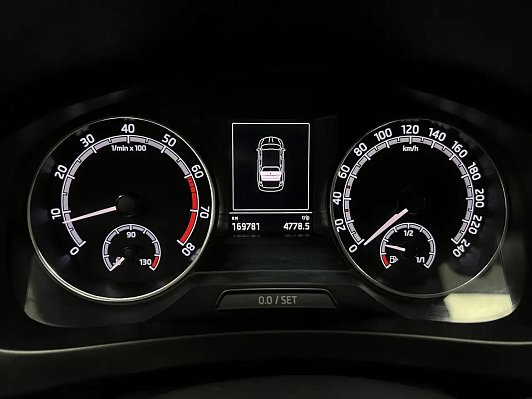Skoda Rapid Ambition, 2017 года, пробег 169000 км