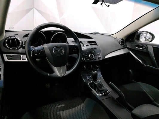 Mazda 3 Touring, 2013 года, пробег 207895 км