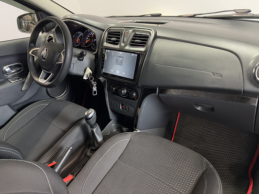 Renault Logan Drive, 2021 года, пробег 30000 км
