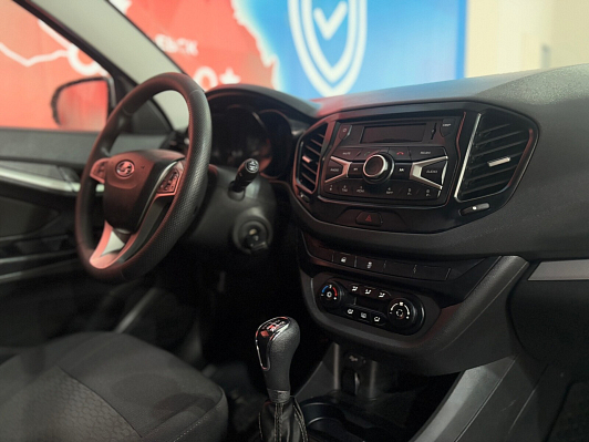 Lada (ВАЗ) Vesta Comfort (2017-2019), 2019 года, пробег 122000 км