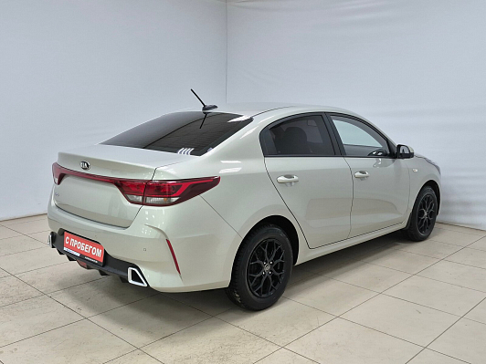 Kia Rio Luxe, 2020 года, пробег 86440 км