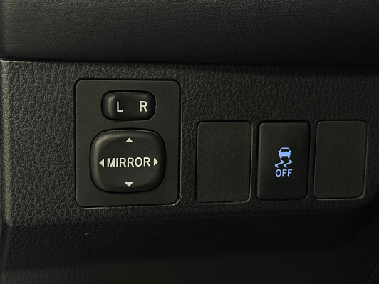 Toyota RAV4, 2013 года, пробег 150950 км