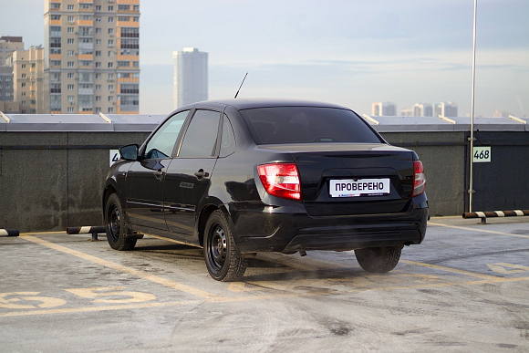 Lada (ВАЗ) Granta Luxe, 2018 года, пробег 117000 км