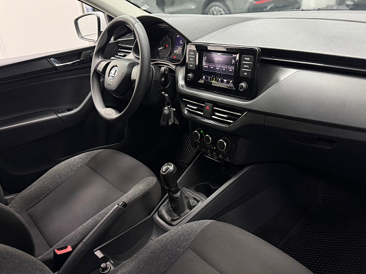 Skoda Rapid Active, 2021 года, пробег 133000 км