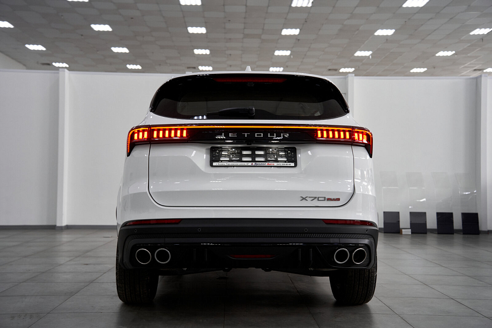 JETOUR X70 PLUS Люкс, черный