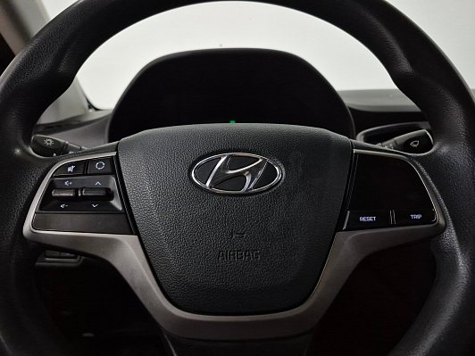 Hyundai Solaris, 2017 года, пробег 245617 км