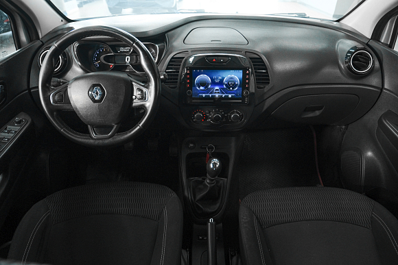 Renault Kaptur Drive, 2016 года, пробег 135000 км