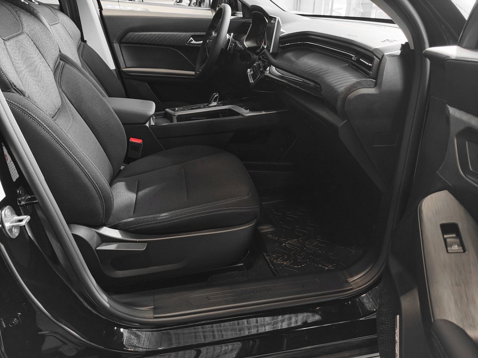 Haval Jolion Оптимум, черный